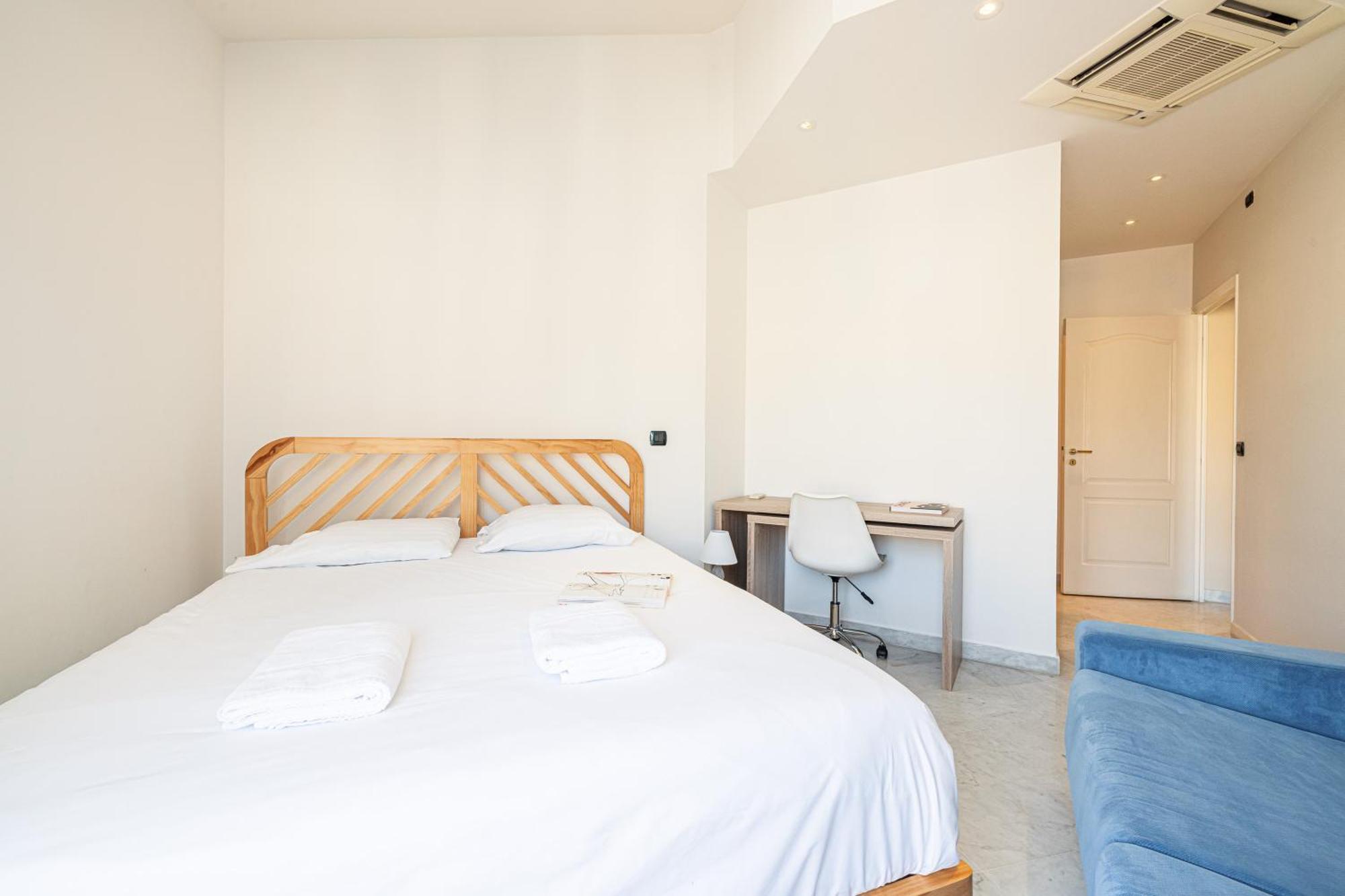 Victoria Bergamote Attic - Happy Rentals Menton Ngoại thất bức ảnh