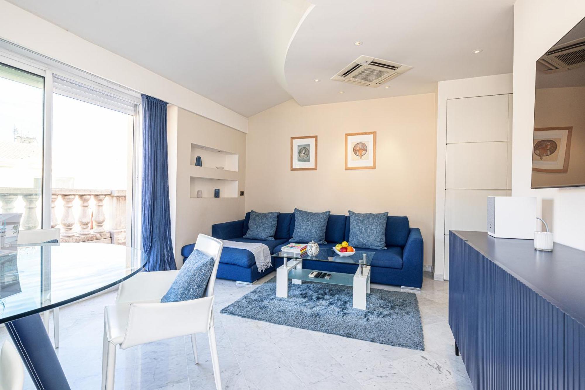 Victoria Bergamote Attic - Happy Rentals Menton Ngoại thất bức ảnh
