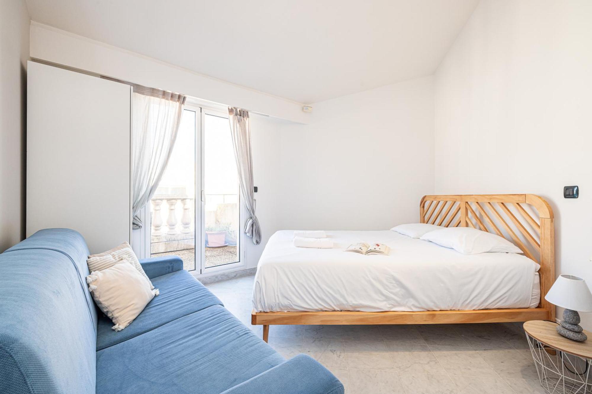 Victoria Bergamote Attic - Happy Rentals Menton Ngoại thất bức ảnh